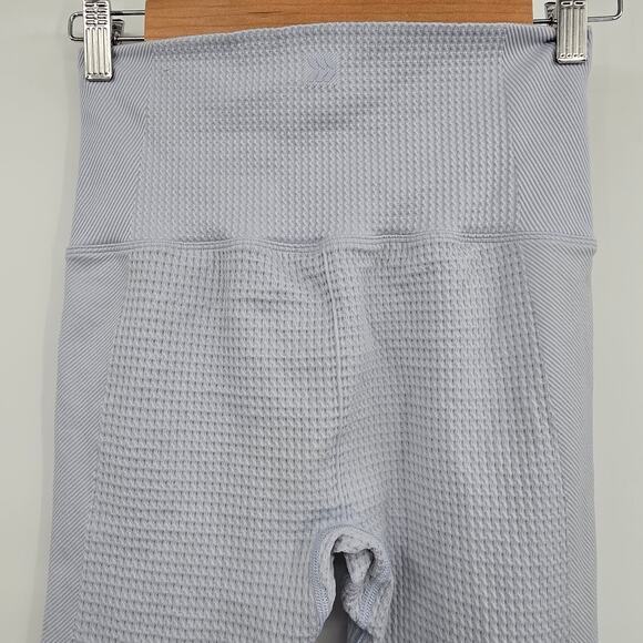 All In Motion Women's Textured Seamless High Rise Active Leggings Size Small - Picture 4 of 10